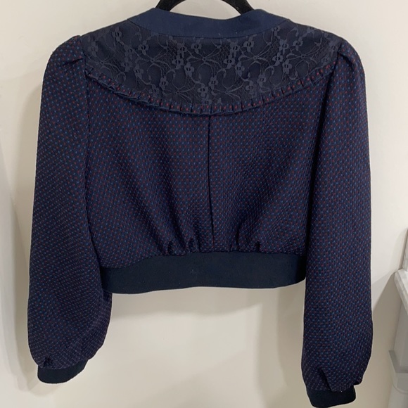 Forever21 Twist 🌹- blue and red jacket - Picture 3 of 11